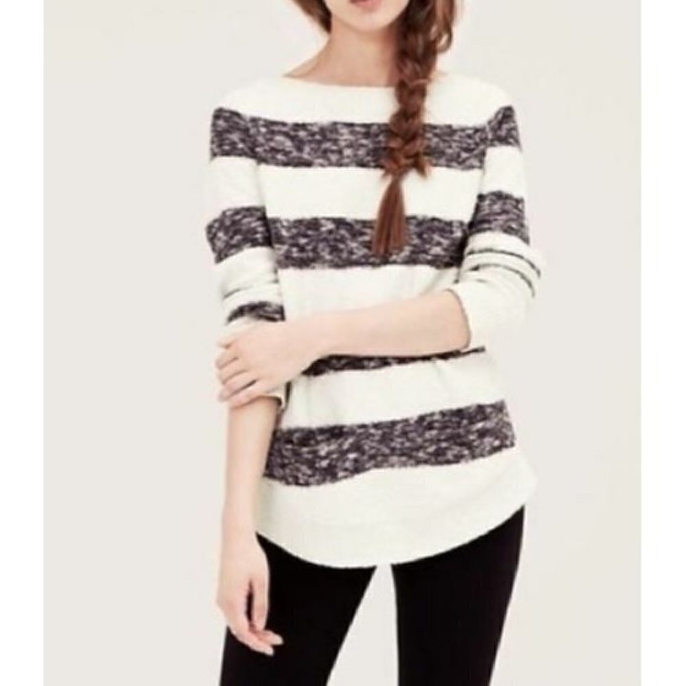 Lou and Grey Womens Small Ivory Blue Striped Pullover Sweater Front Pockets Boho